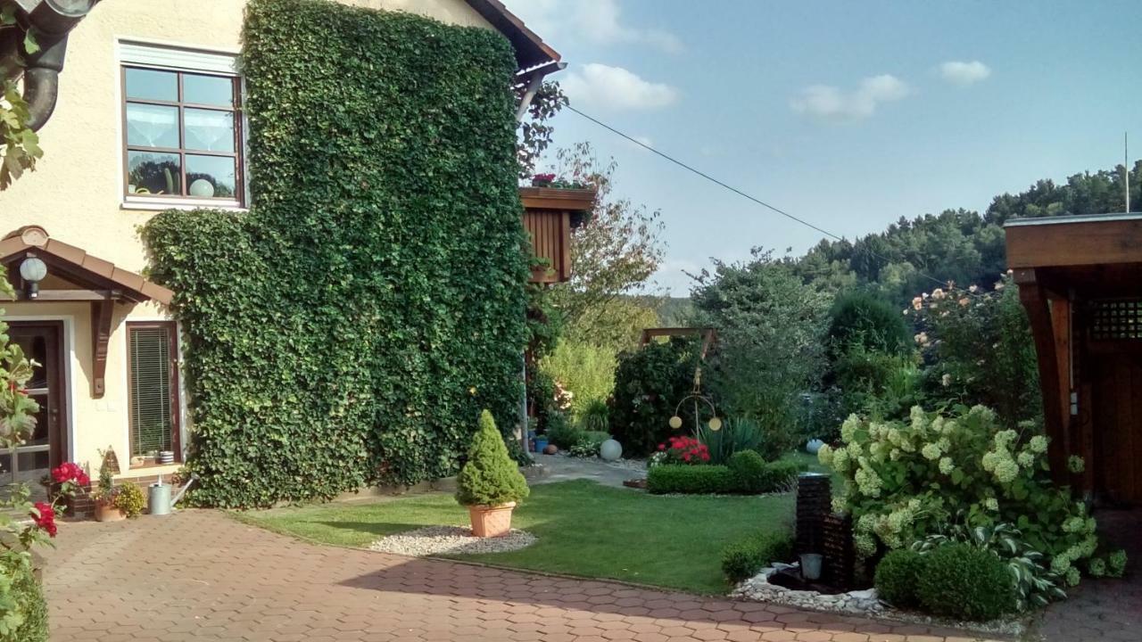 Apartment Mit Gartenblick Eckersdorf 외부 사진